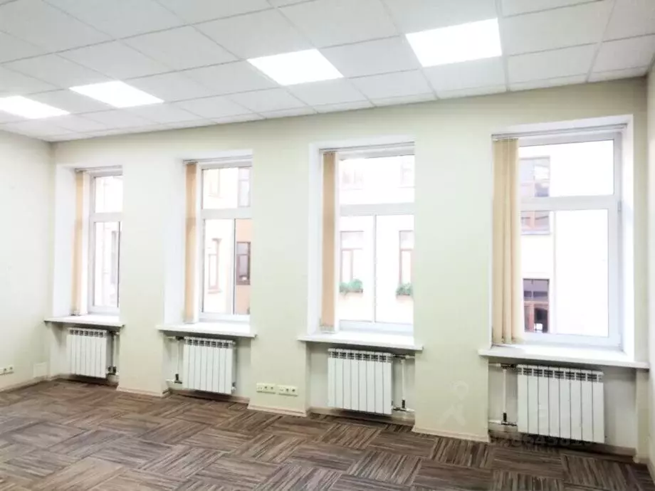 Офис в Санкт-Петербург Лахтинская ул., 4 (40 м) - Фото 1