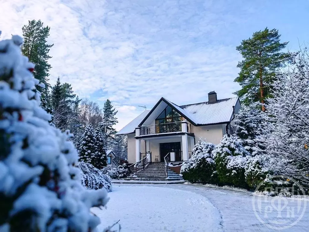 Дом в Санкт-Петербург пос. Парголово, Лагерный пер., 7 (380 м) - Фото 2