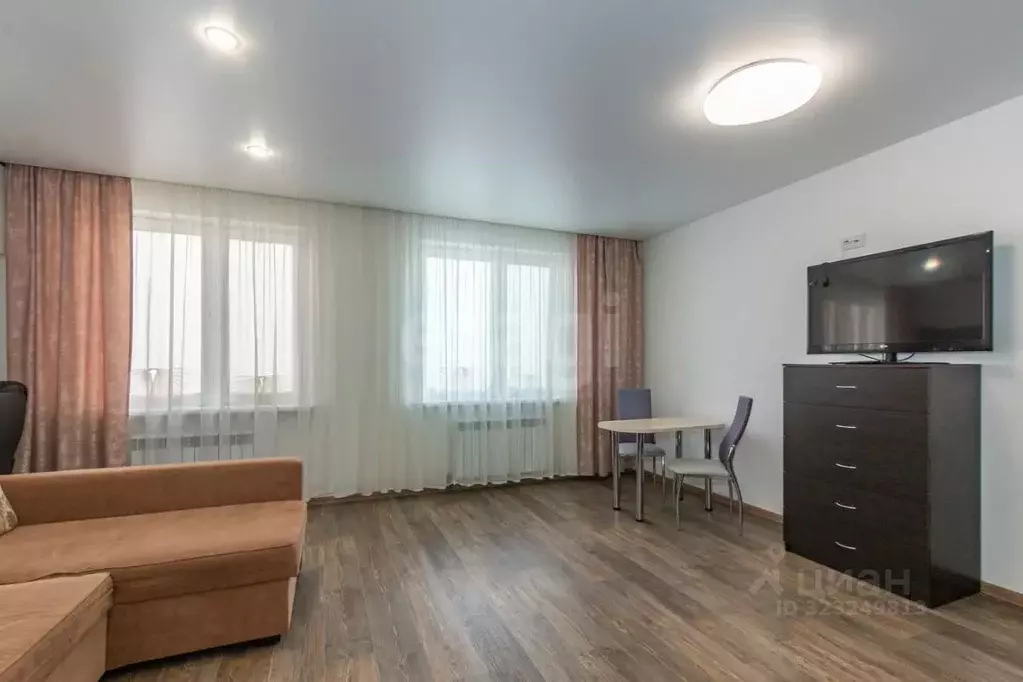 2-к кв. Омская область, Омск ул. Крупской, 13А (53.5 м) - Фото 1