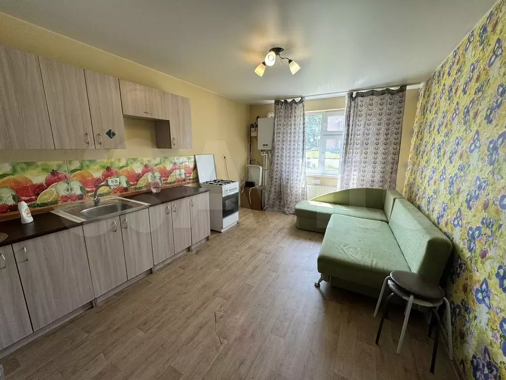 2-к. квартира, 77 м, 1/3 эт. - Фото 0