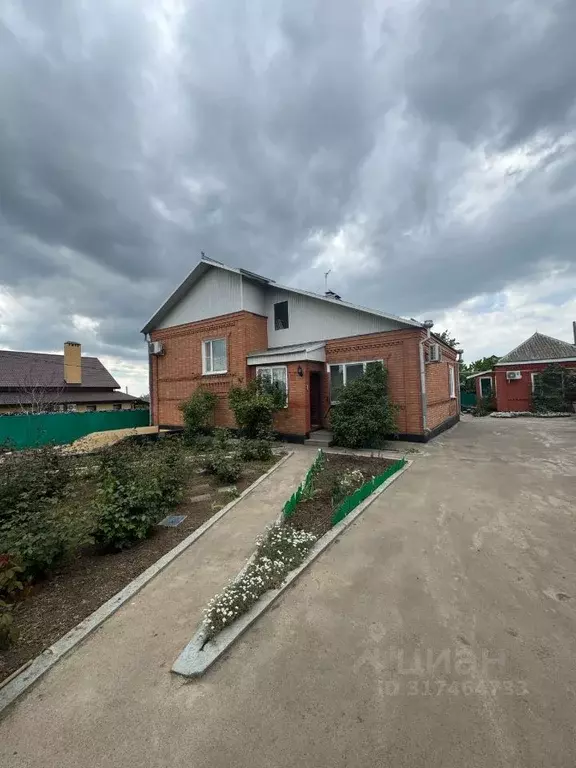 Дом в Ростовская область, Азовский район, Кагальницкое с/пос, с. ... - Фото 1