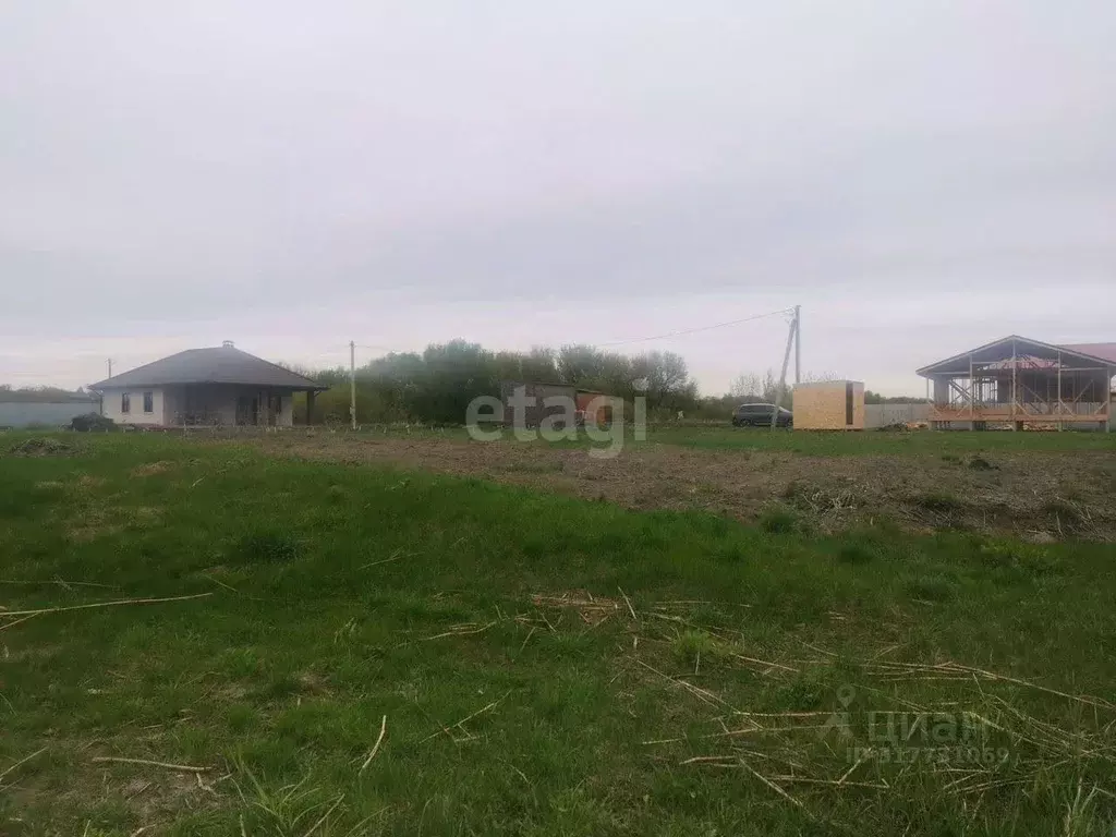 Участок в Воронежская область, Новоусманский район, ... - Фото 0