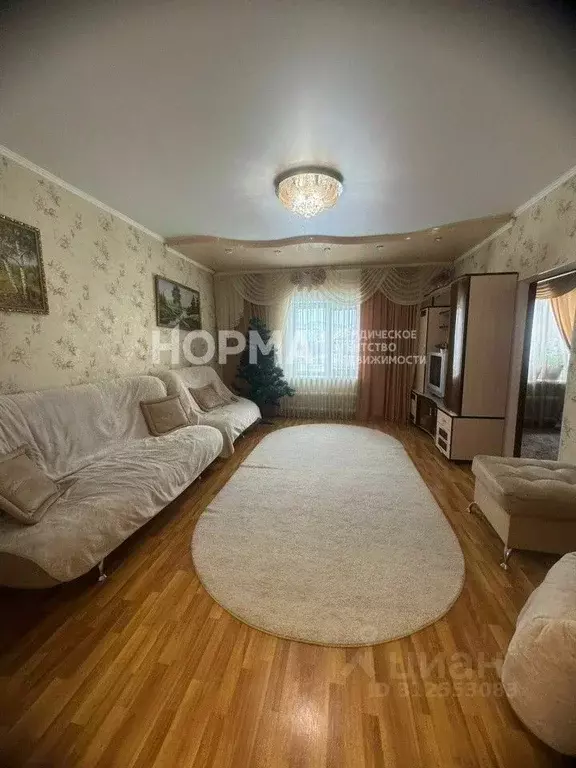 Дом в Башкортостан, Октябрьский туп. Каратова (100 м) - Фото 0