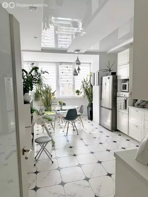 3-комнатная квартира: Самара, Московское шоссе, 47 (100 м) - Фото 0