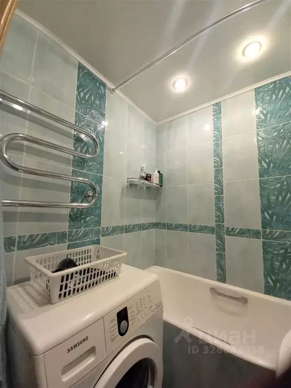 2-к кв. Самарская область, Тольятти ул. Автостроителей, 12 (49.5 м) - Фото 1
