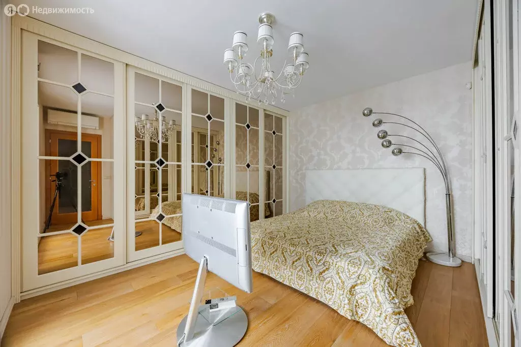 2-комнатная квартира: Санкт-Петербург, Капитанская улица, 4 (74 м) - Фото 2