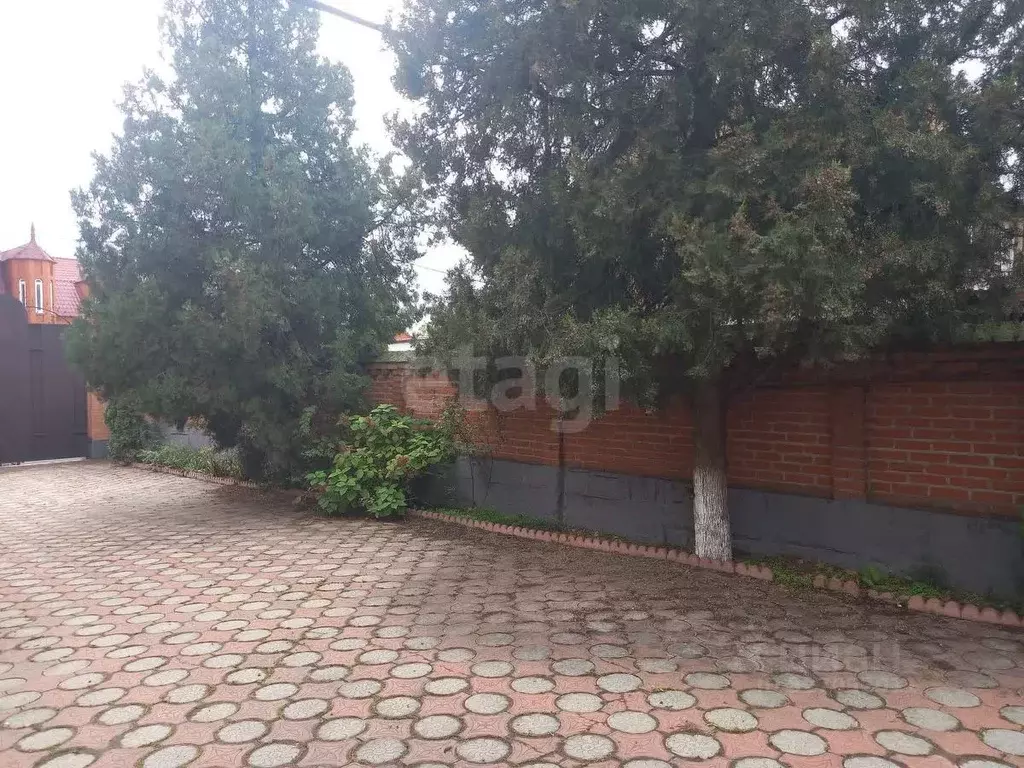 Дом в Ингушетия, Назрань Гамурзиевский административный округ, ул. ... - Фото 1