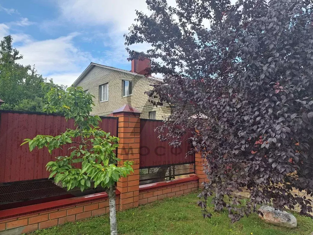 Дом в Краснодарский край, Апшеронск Радужная ул. (234 м) - Фото 0