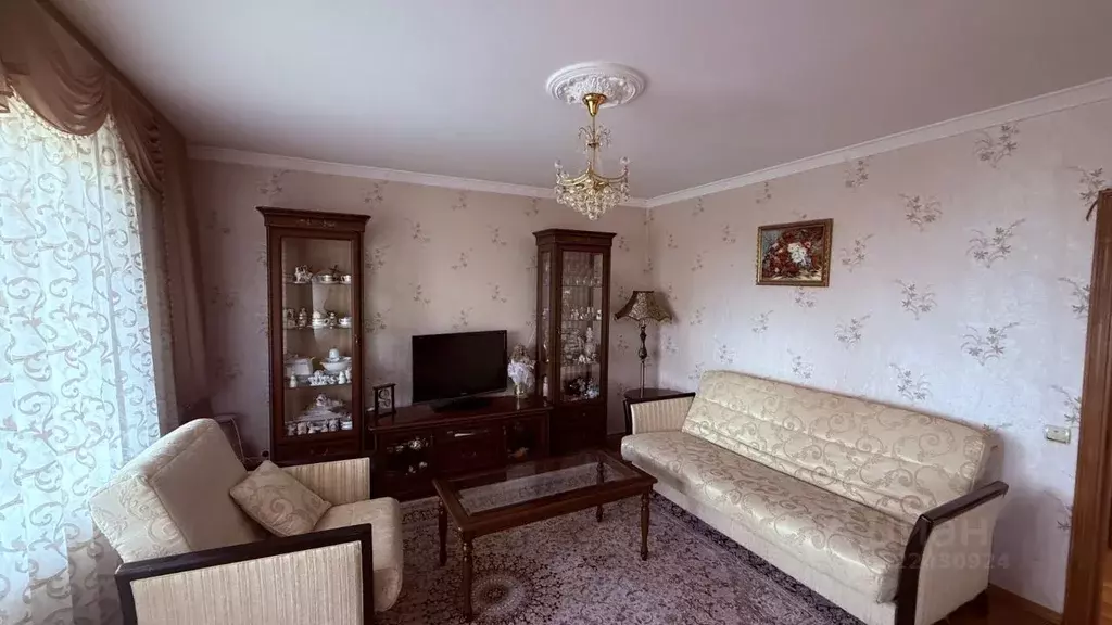 3-к кв. Челябинская область, Челябинск ул. Захаренко, 9а (70.0 м) - Фото 1