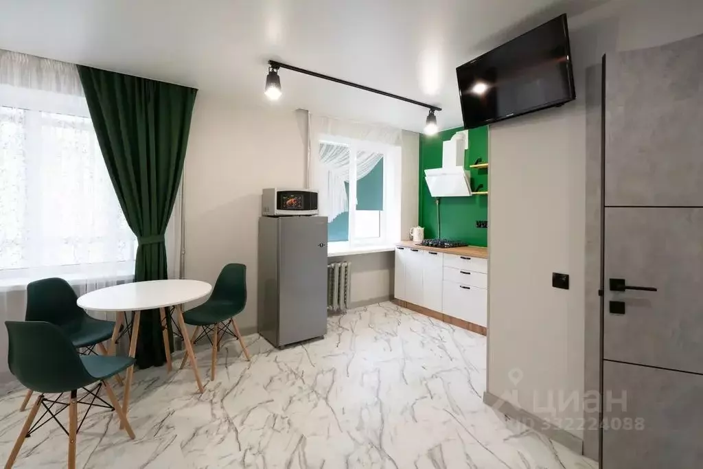 1-к кв. Крым, Симферополь просп. Кирова, 41 (45.0 м) - Фото 1
