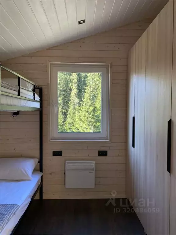 Дом в Карелия, Лахденпохский муниципальный округ, пос. Ихала ул. ... - Фото 2