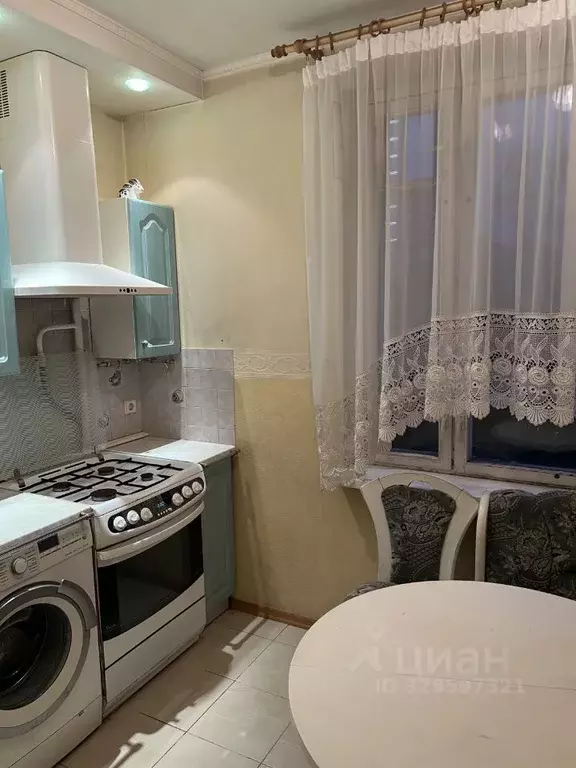 3-к кв. Москва ул. Академика Волгина, 7 (60.0 м) - Фото 1