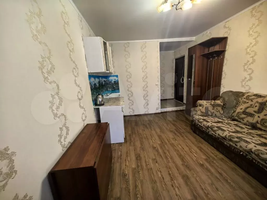 Комната 17,3 м в 4-к., 1/5 эт. - Фото 1