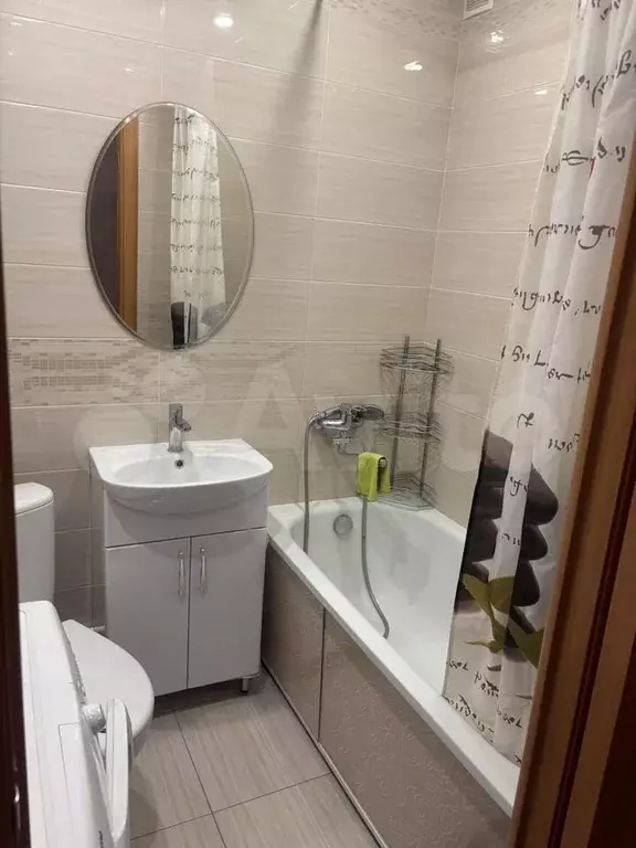 1-к. квартира, 40 м, 1/9 эт. - Фото 0