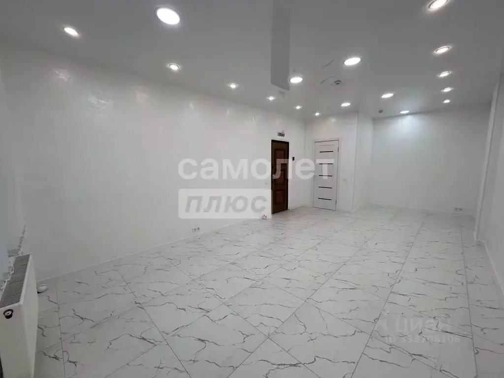 Помещение свободного назначения в Ставропольский край, Ставрополь ул. ... - Фото 1