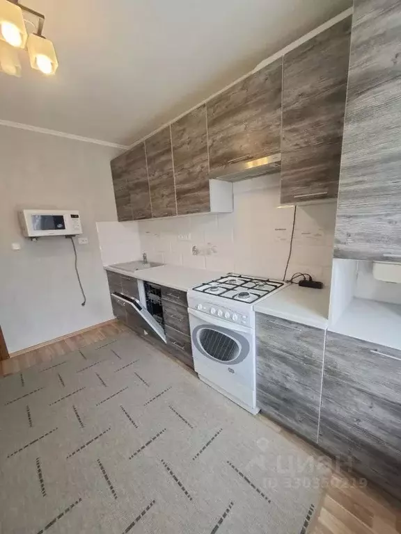 2-к кв. Псковская область, Псков ул. Максима Горького, 19А (54.6 м) - Фото 1