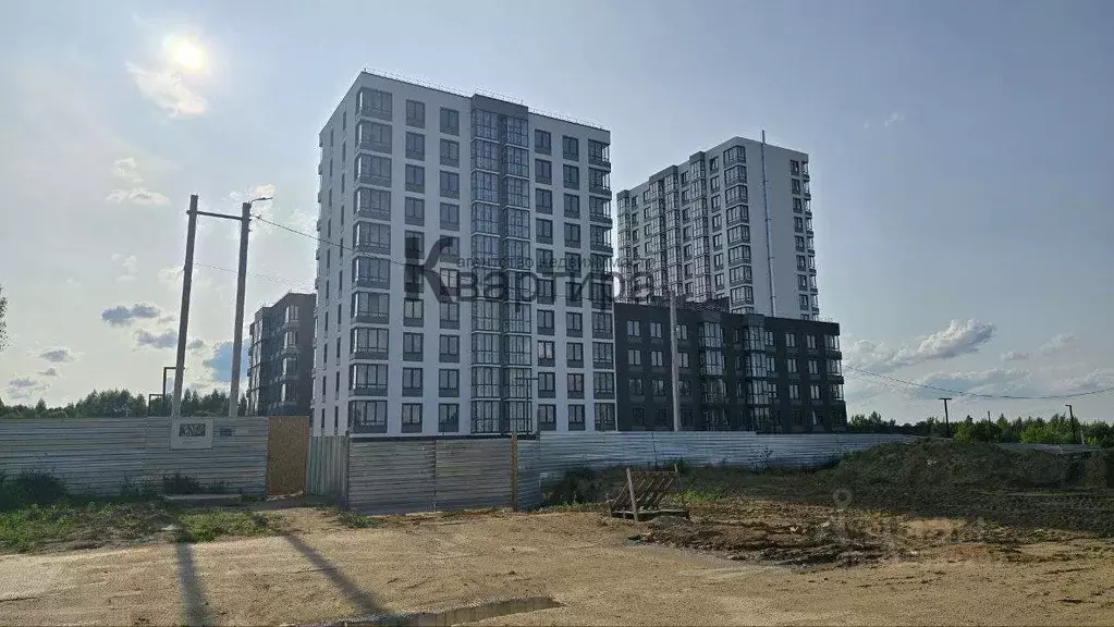 2-к кв. Смоленская область, Смоленск ул. Воинов-интернационалистов, 12 ... - Фото 0