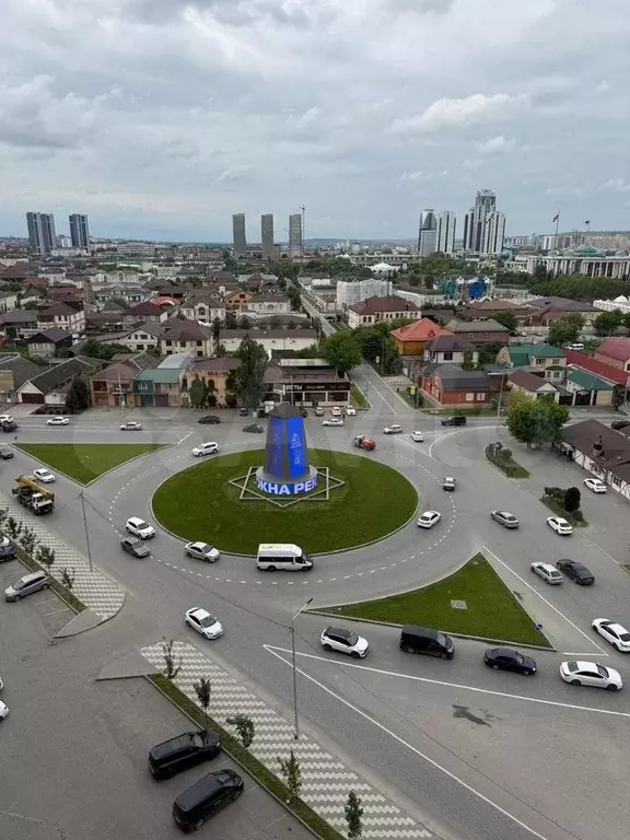 2-к. квартира, 67 м, 1/12 эт. - Фото 1