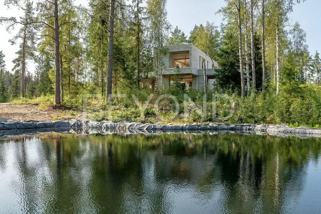 Дом в Ленинградская область, Выборгский район, Первомайское с/пос, ... - Фото 1