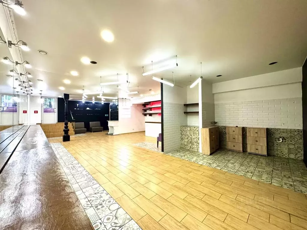 Помещение свободного назначения в Томская область, Томск ул. Аркадия ... - Фото 0