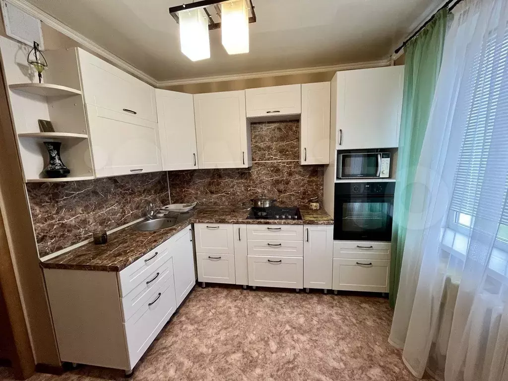 2-к. квартира, 49 м, 2/9 эт. - Фото 0