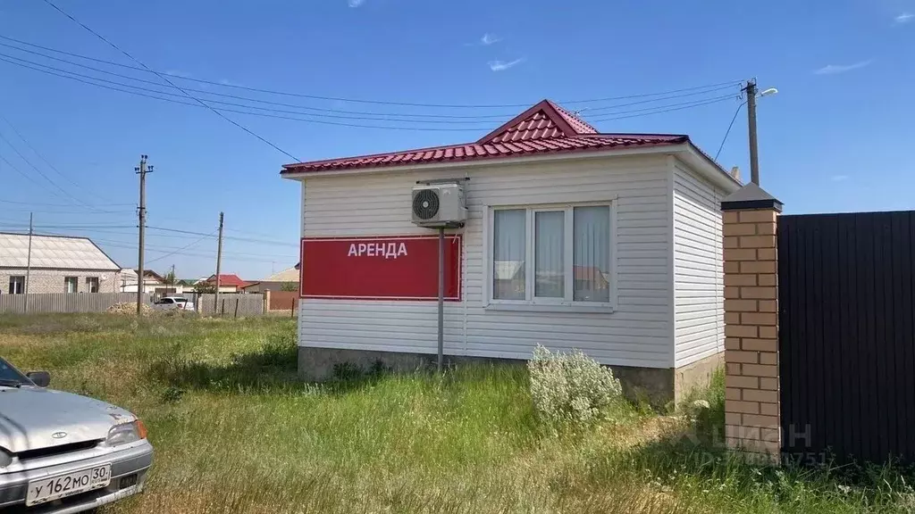 Помещение свободного назначения в Калмыкия, Целинный район, с. ... - Фото 1