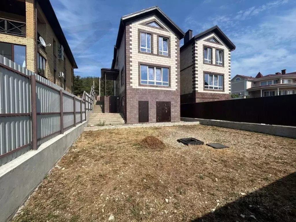 Дом в Краснодарский край, Геленджик городской округ, пос. Светлый ул. ... - Фото 2