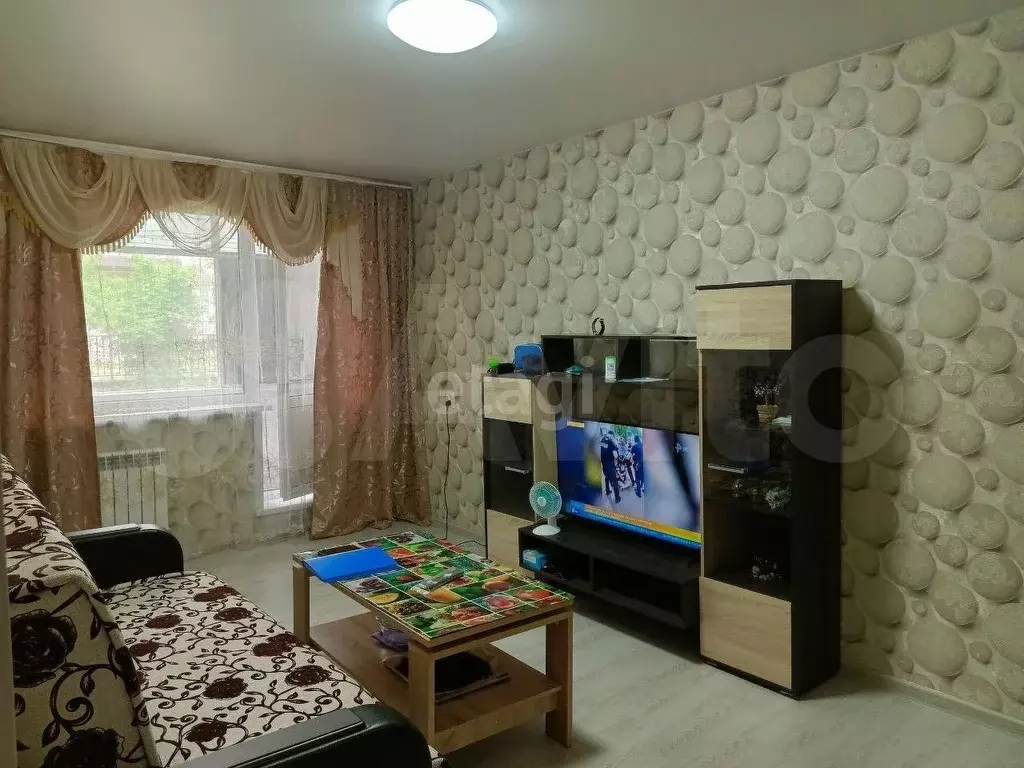 2-к. квартира, 43 м, 1/5 эт. - Фото 0