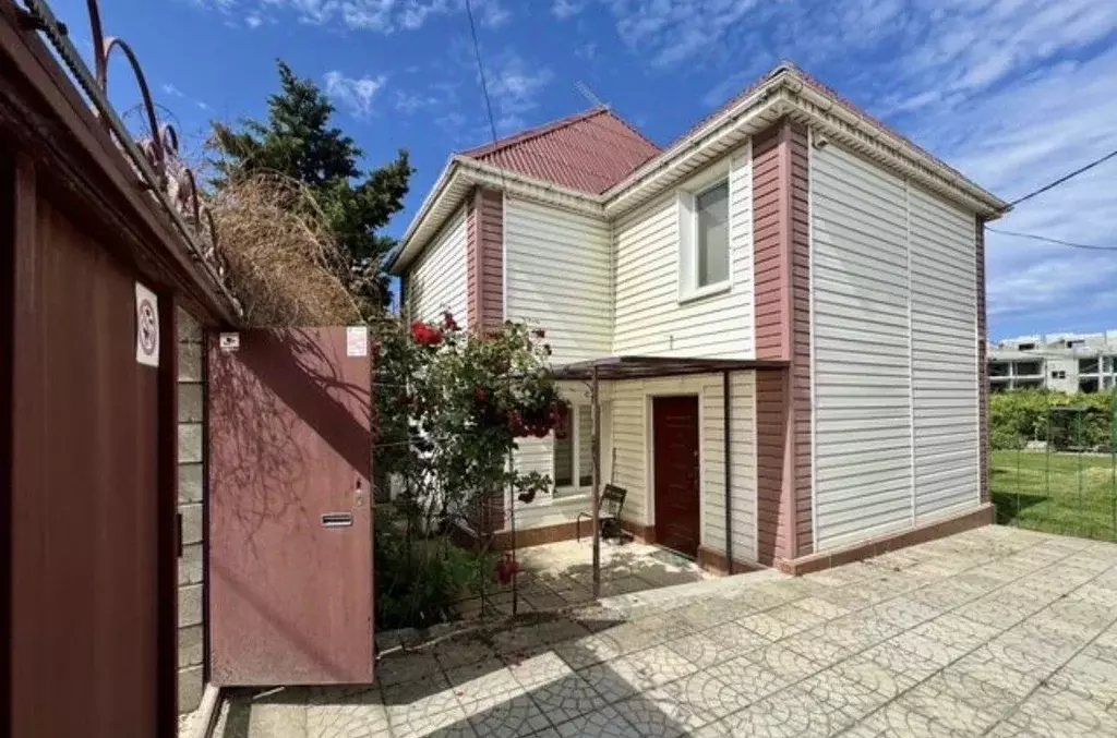 Дом в Севастополь ул. Штормовая, 28 (279 м) - Фото 1