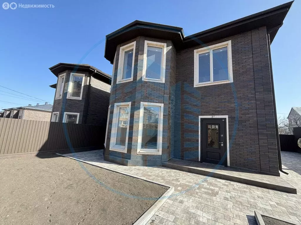 Дом в станица Ессентукская, улица Губина (145 м) - Фото 1