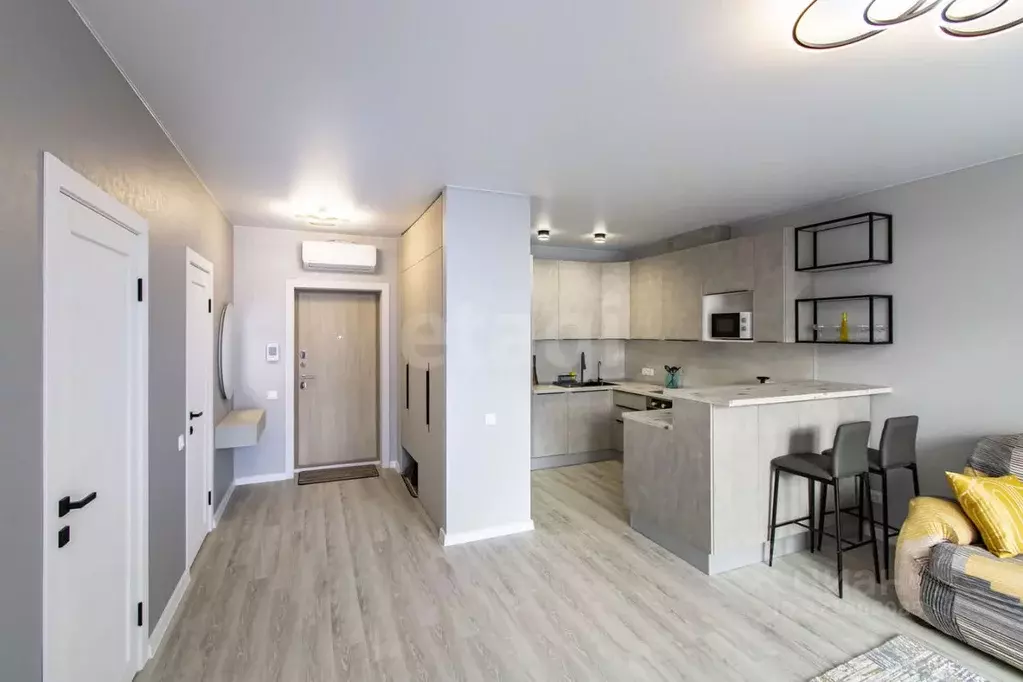 1-к кв. Тюменская область, Тюмень ул. Николая Машарова, 2 (50.0 м) - Фото 2