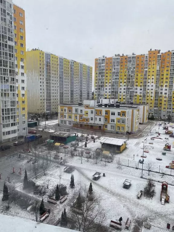 3-к кв. Московская область, Солнечногорск городской округ, Голубое пгт ... - Фото 0