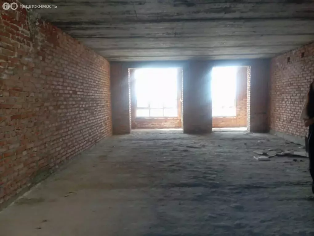 3-комнатная квартира: Владикавказ, улица Хадарцева, 29Бк4 (93 м) - Фото 1
