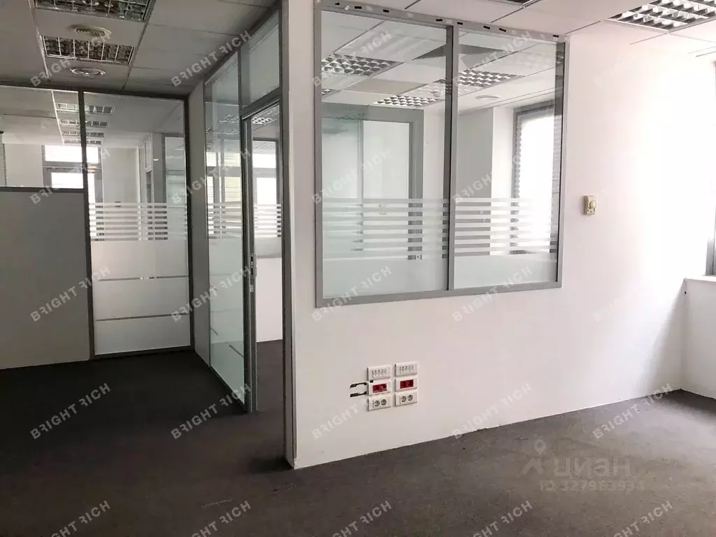 Офис в Санкт-Петербург 2-я Советская ул., 17 (314 м) - Фото 1