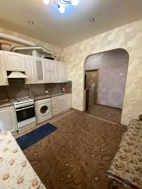 Комната 36 м в 3-к., 1/5 эт. - Фото 1