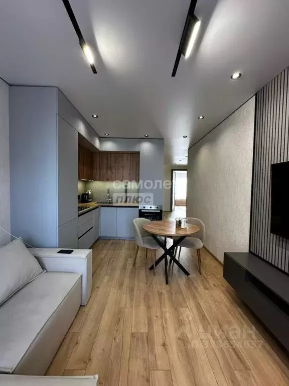 2-к кв. Астраханская область, Астрахань Автомобильная ул., 8 (64.4 м) - Фото 2