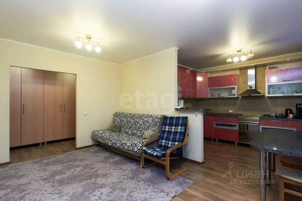 3-к кв. Тюменская область, Тюмень ул. Домостроителей, 36 (65.7 м) - Фото 1