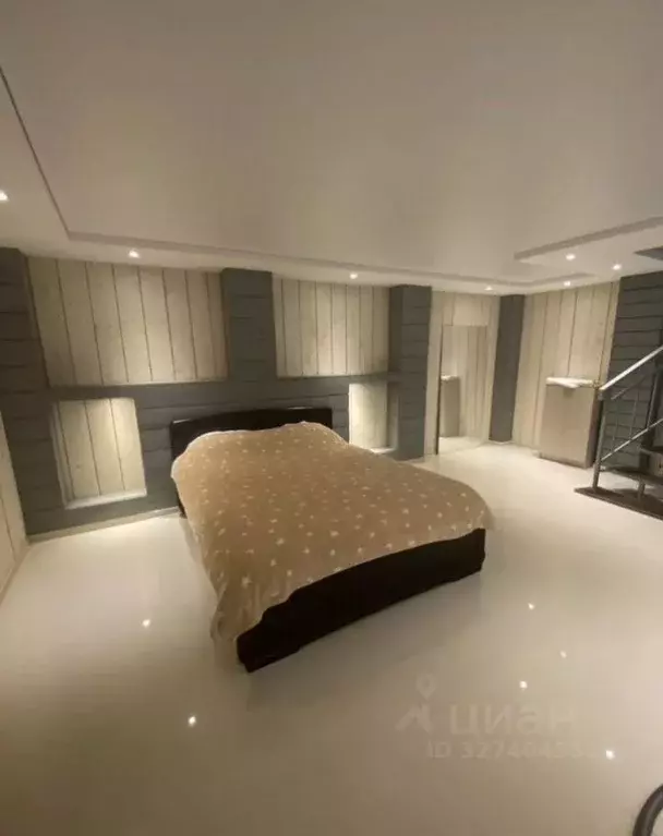 2-к кв. Кабардино-Балкария, Нальчик ул. Хужокова, 145 (90.0 м) - Фото 0