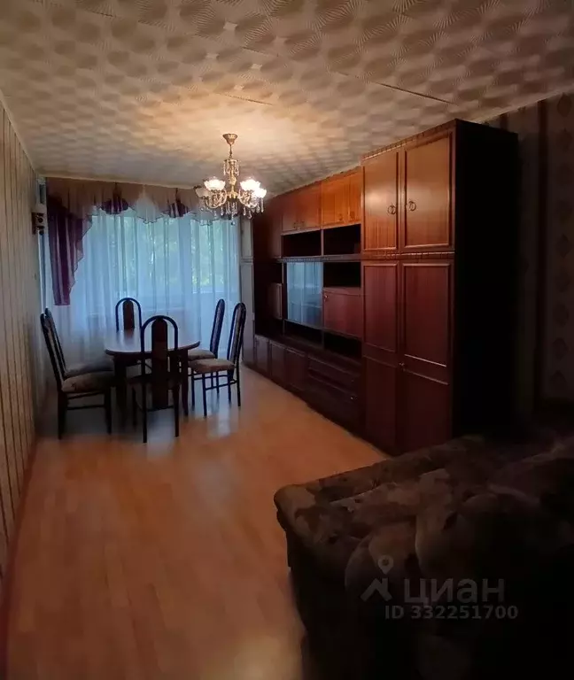 3-к кв. Ленинградская область, Гатчина ул. Авиатриссы Зверевой, 13 ... - Фото 1