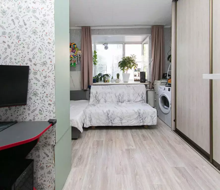 Квартира-студия: Томск, проспект Фрунзе, 122 (17.3 м) - Фото 1