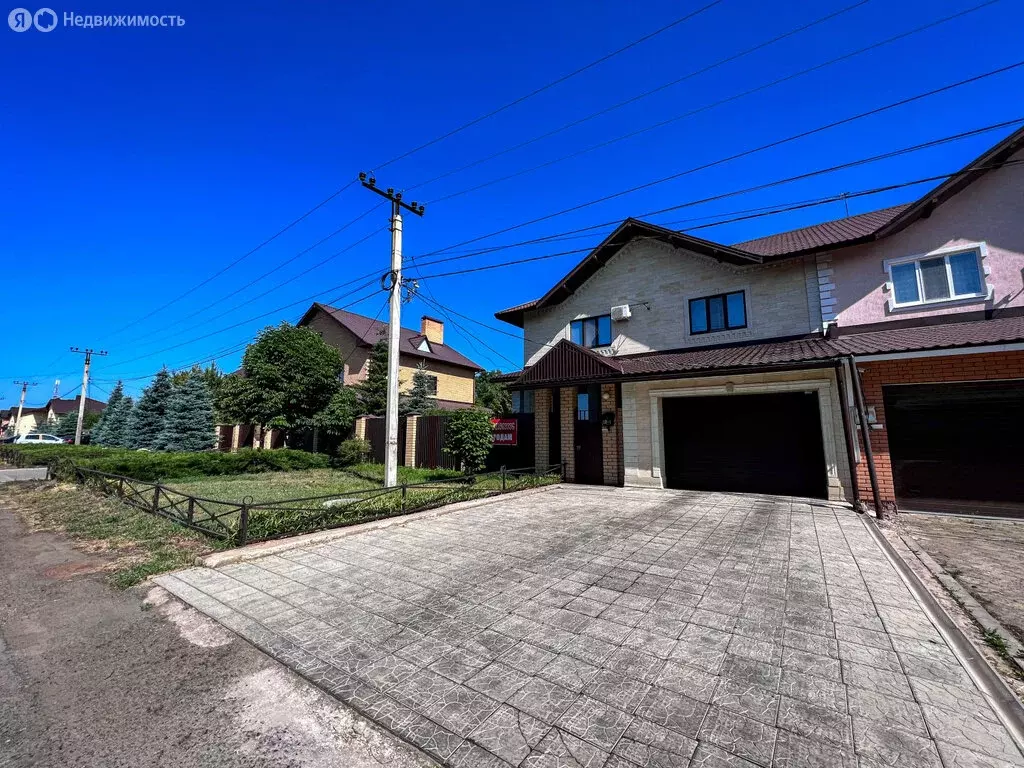 Дом в посёлок Пригородный, Новая улица, 12 (300 м) - Фото 0