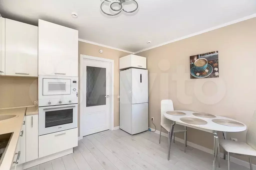 3-к. квартира, 90 м, 2/24 эт. - Фото 1