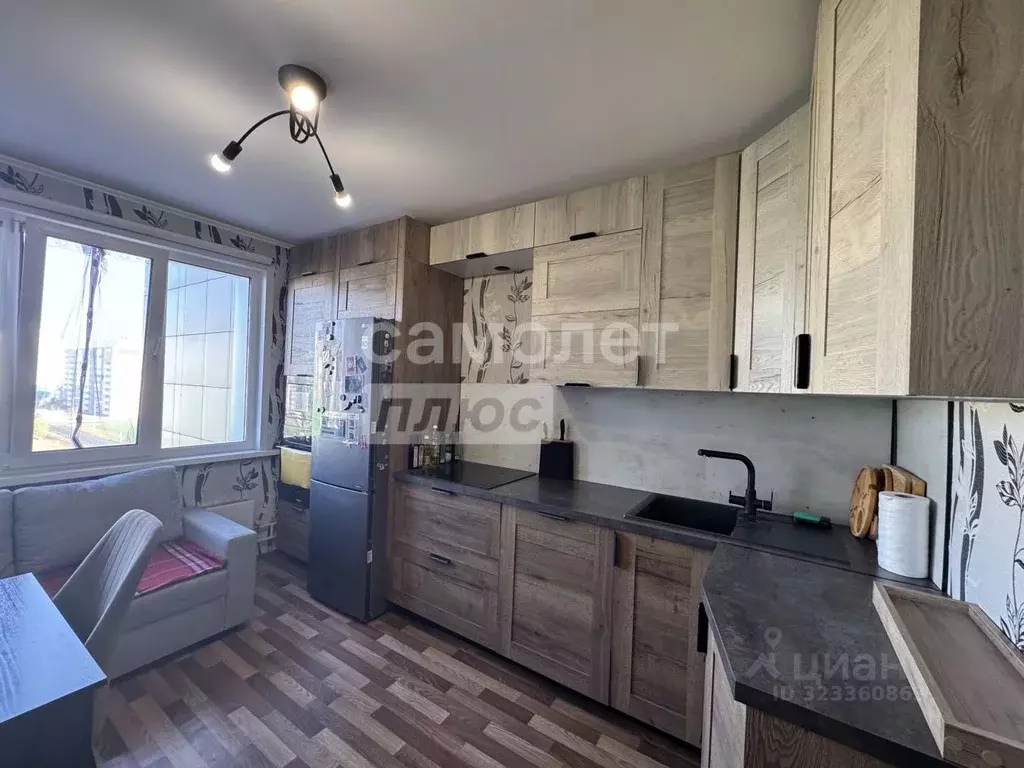 2-к кв. Алтайский край, Барнаул Балтийская ул., 104 (50.0 м) - Фото 1