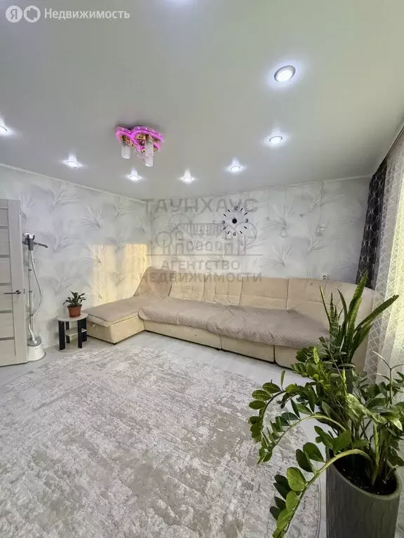 3-комнатная квартира: Нефтекамск, улица Победы, 4 (70.1 м) - Фото 2