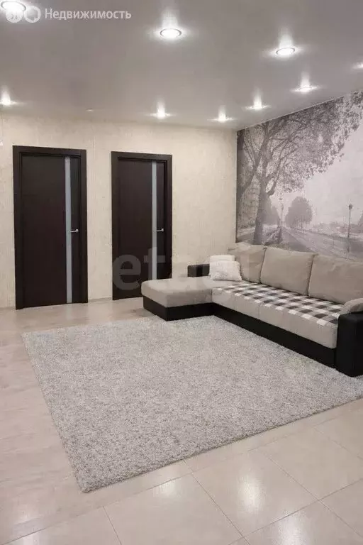 3-комнатная квартира: Чебоксары, Радужная улица, 16 (67.3 м) - Фото 1