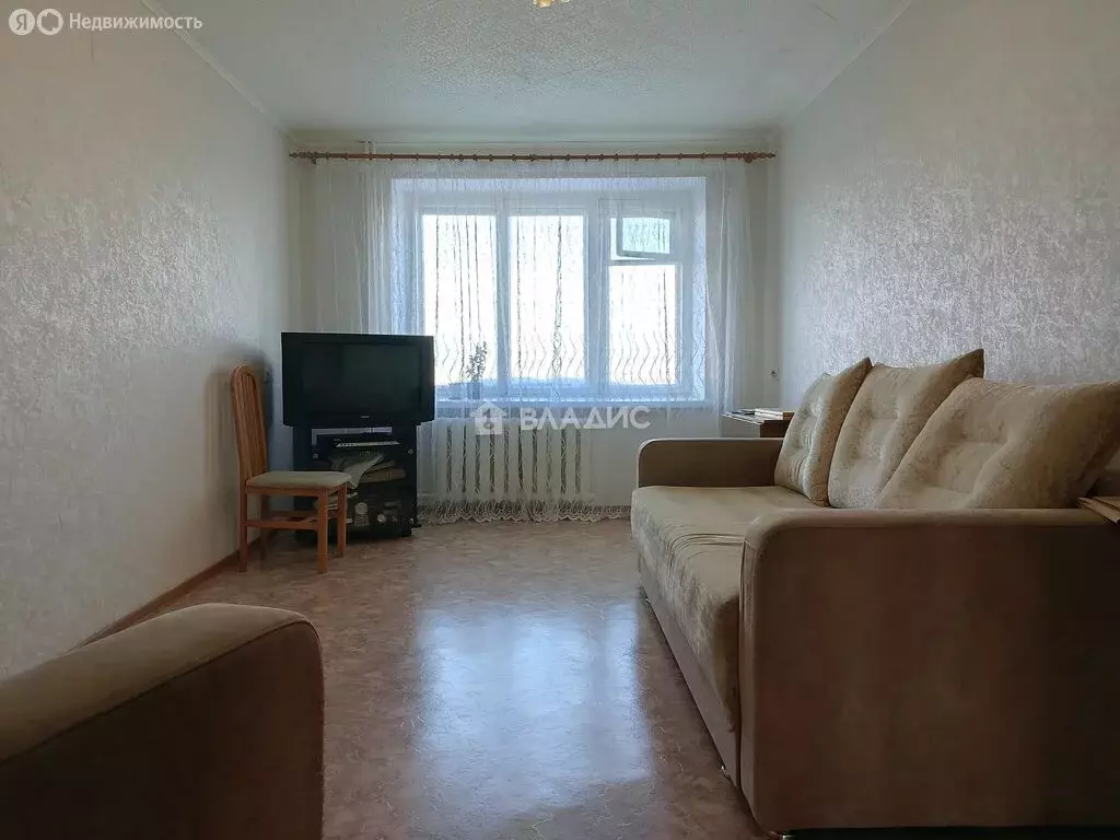 3-комнатная квартира: Стерлитамак, Коммунистическая улица, 24 (57.5 м) - Фото 1