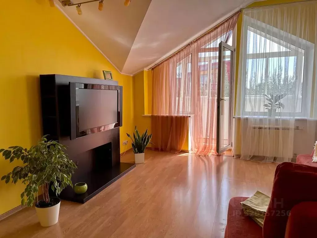 2-к кв. Хакасия, Абакан Торговая ул., 4Б (95.0 м) - Фото 1
