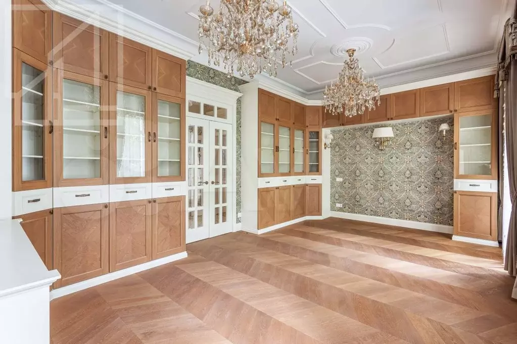 5-к. квартира, 150 м, 3/4 эт. - Фото 1