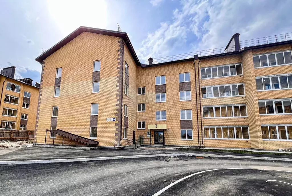 4-к. квартира, 98,2 м, 2/4 эт. - Фото 1