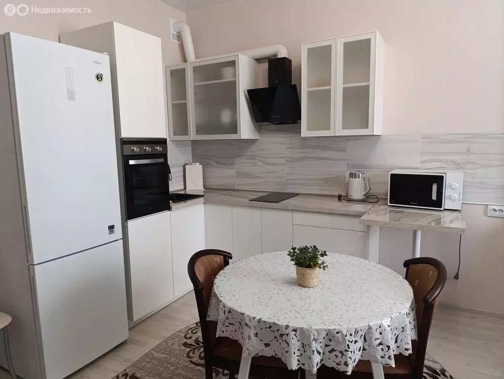 Квартира-студия: Волгоград, улица 50 лет Октября, 36 (30 м) - Фото 2